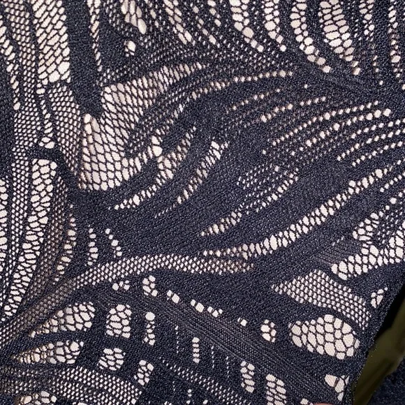 Bebe Black Lace Dress Tan Underlining Low Cut V-Neck Longsleeve lace sleeves XXS - Picture 6 of 14